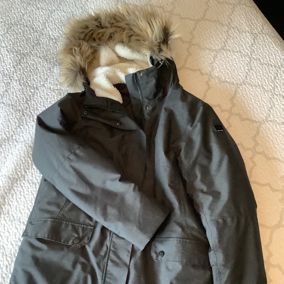 Helly Hansen Jackets & Blazers - Helly Hansen parka